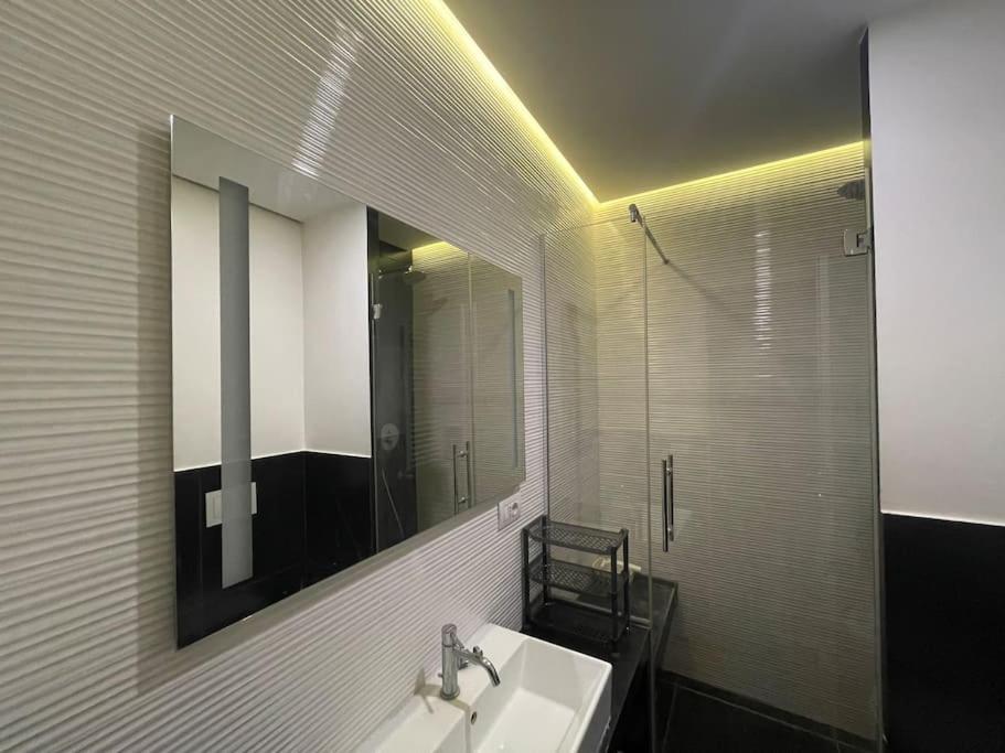 Cozy Apartment Near The Colosseum Rome Luaran gambar